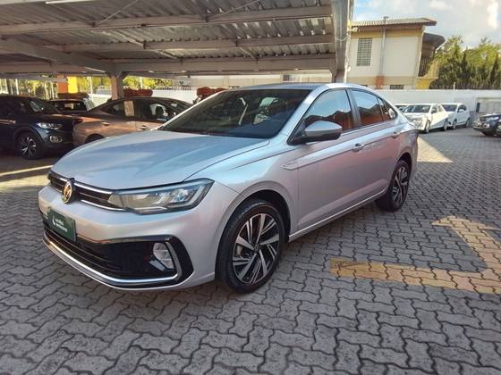 VOLKSWAGEN VIRTUS 1.0 200 TSI HIGHLINE AUTOMÁTICO